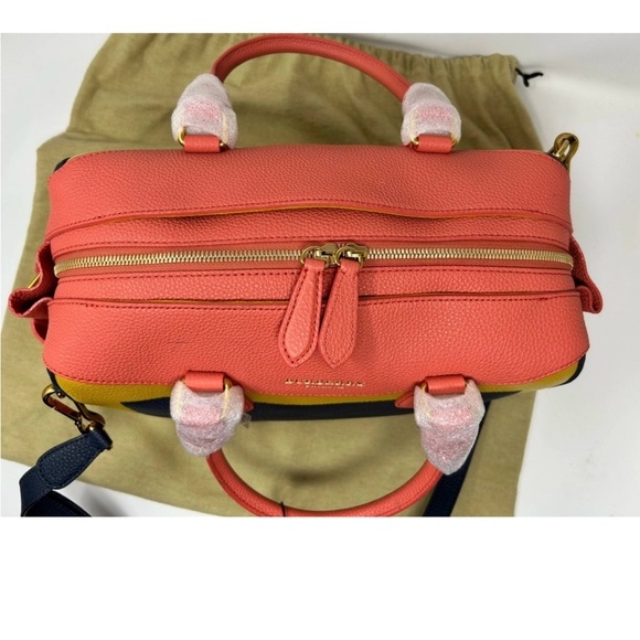 BURBERRY LEATHER HANDBAG - Picture 5 of 11